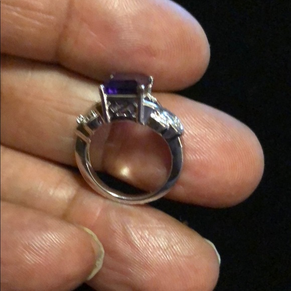 Ring (Amethyst) - Picture 7 of 7